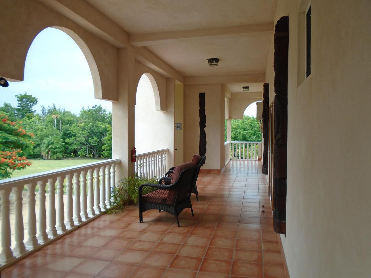 Serenity Sands Corozal Luaran gambar