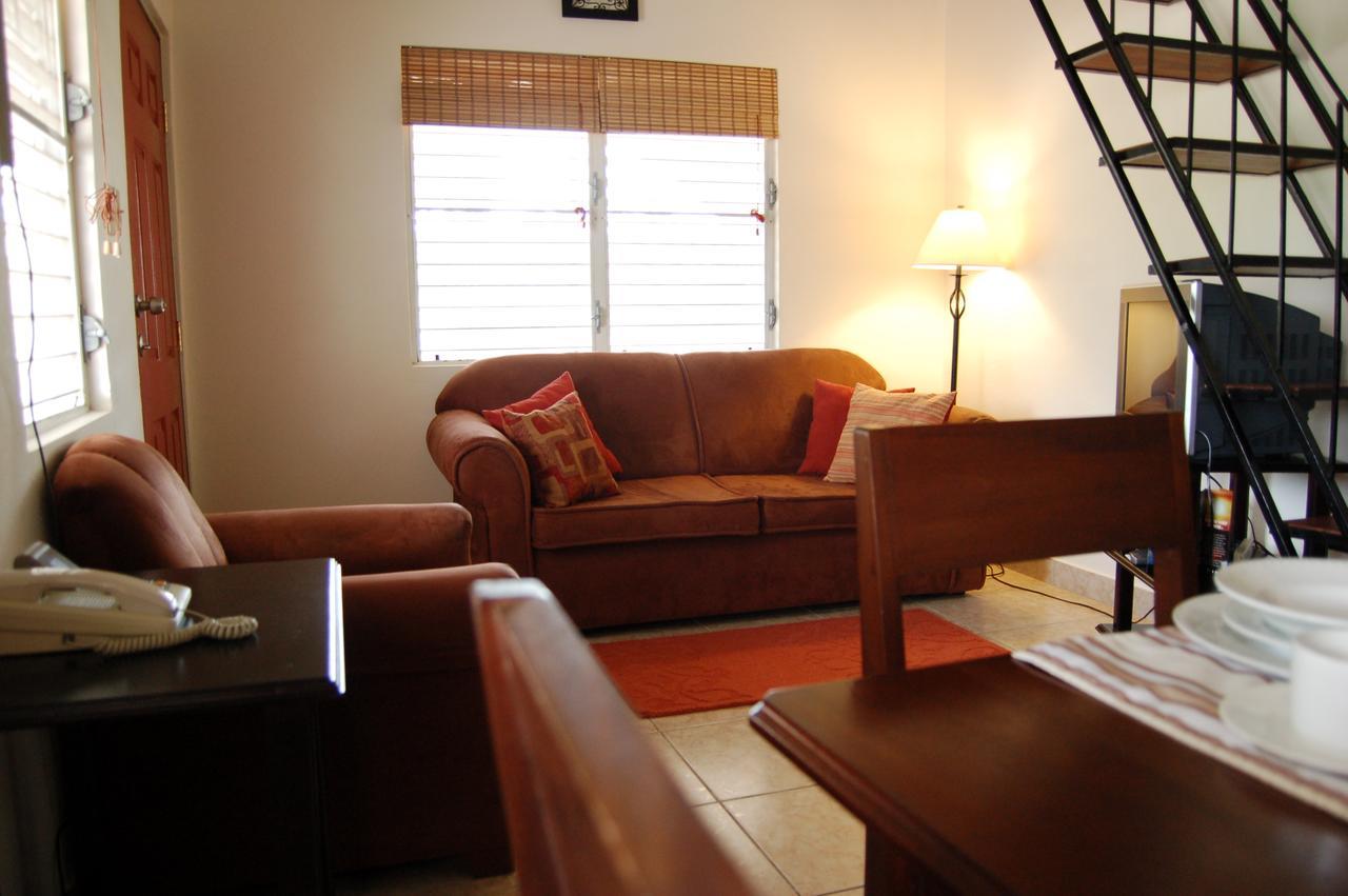 Serenity Sands Corozal Luaran gambar